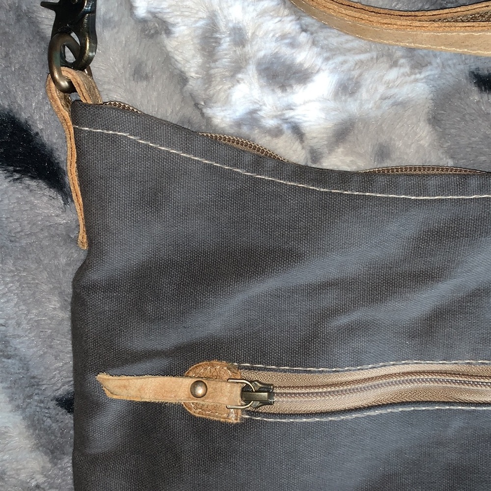 Myra Shoulder / Crossbody Bag - Picture 7 of 12